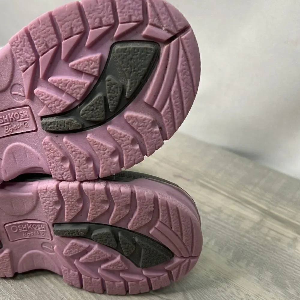 OshKosh B’Gosh purple snow boots size 7